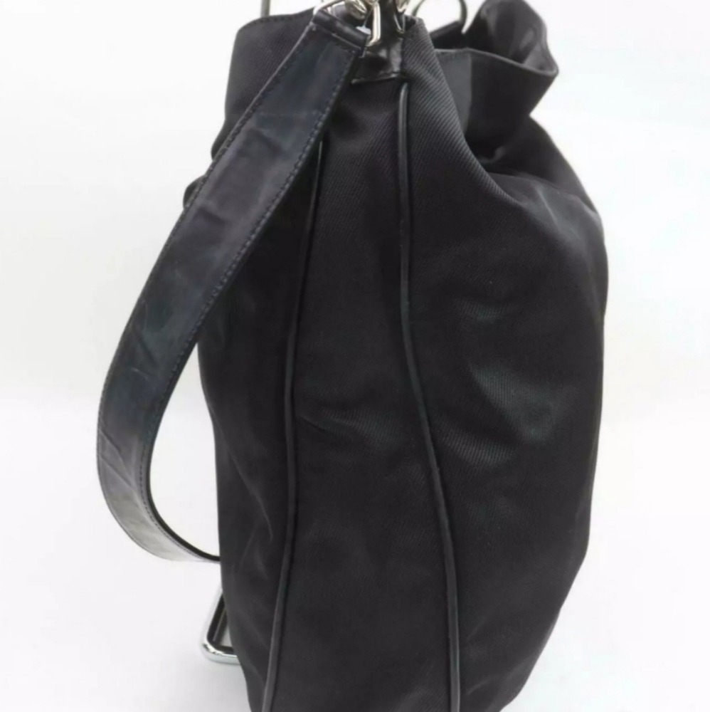 GUCCI 🖤 Authentic Bamboo Handle Black Nylon Purse Hobo Shoulder Bag - Picture 3 of 9